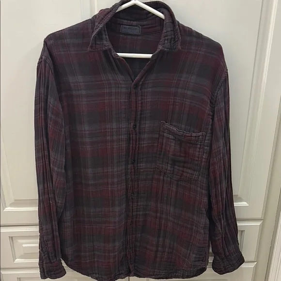 CP Shades button down - Picture 1 of 3